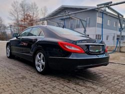 Schwarz Gebraucht 2012 Mercedes CLS350 Edition 1 Coupé | 10.200 € (Etwas zu teuer)
