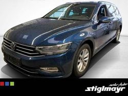 Aquamarinblau metallic Gebraucht 2022 VW Passat Business Kombi | 26.240 € (Fairer Preis)