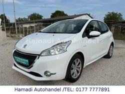 Weiß Gebraucht 2013 Peugeot 208 Active Kleinwagen | 4.690 € (Fairer Preis)