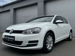 Weiß Gebraucht 2015 VW Golf VII Comfortline Limousine | 6.499 € (Fairer Preis)