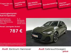 Distriktgrün metallic Gebraucht 2025 Audi A3 S-Line Limousine | 55.990 €