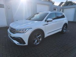 Weiß Gebraucht 2024 VW Tiguan R-line SUV | 33.900 € (Guter Preis)