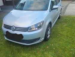 Silber Gebraucht 2010 VW Touran Van / Kleinbus | 5.200 € (Guter Preis)