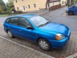 Blau Gebraucht 2003 Kia Rio 2 Kombi | 2.500 €