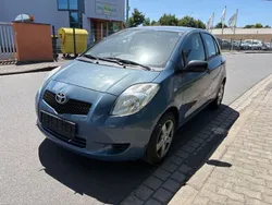 Grau Gebraucht 2008 Toyota Yaris Sol Limousine | 1.950 € (Superpreis)