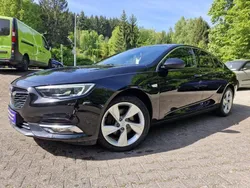 Onyx schwarz (metallic) Gebraucht 2019 Opel Insignia Ultimate Limousine | 19.990 € (Etwas zu teuer)