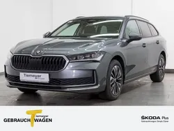 Grau Gebraucht 2024 Skoda Superb Selection Kombi | 31.420 € (Fairer Preis)