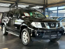 Schwarz Gebraucht 2007 Nissan Navara Premium Edition Abholung | 12.990 € (Teuer)