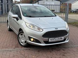 Silber Gebraucht 2014 Ford Fiesta Titanium Limousine | 3.499 € (Etwas zu teuer)