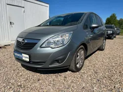 Silbersee/perl silber (m2) Gebraucht 2012 Opel Meriva Van / Kleinbus | 5.200 € (Guter Preis)
