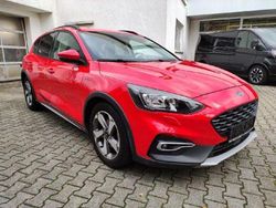 Rot Gebraucht 2020 Ford Focus Active Limousine | 17.990 € (Etwas zu teuer)