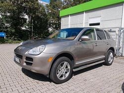 Gold Gebraucht 2006 Porsche Cayenne SUV | 8.200 € (Etwas zu teuer)