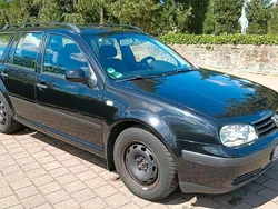Schwarz Gebraucht 2004 VW Golf IV Kombi | 995 €