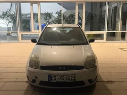 Silber Gebraucht 2004 Ford Fiesta Kleinwagen | 600 € (Superpreis)