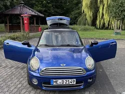 Blau Gebraucht 2009 Mini Cooper D Kleinwagen | 2.800 € (Guter Preis)