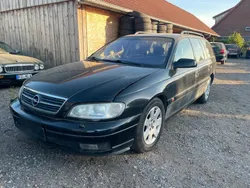 Schwarz Gebraucht 2000 Opel Omega Kombi | 1.000 € (Guter Preis)