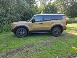 Beige metallic Gebraucht 2024 Toyota Land Cruiser | 85.660 € (Fairer Preis)