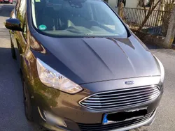 Grau Gebraucht 2019 Ford C-MAX Titanium Van / Kleinbus | 11.800 € (Fairer Preis)