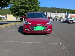 Rot Gebraucht 2017 Hyundai i20 Classic Kleinwagen | 8.950 € (Guter Preis)
