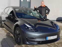 Grau Gebraucht 2022 Tesla Model 3 Limousine | 29.900 € (Fairer Preis)