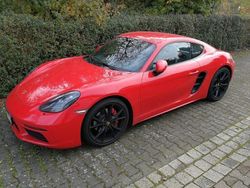 Rot Gebraucht 2018 Porsche Cayman S Coupé | 57.600 € (Fairer Preis)