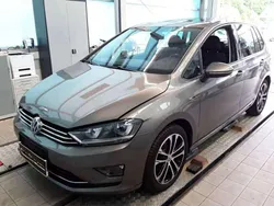 Grau Gebraucht 2015 VW Golf Sportsvan LOUNGE Van / Kleinbus | 9.900 € (Fairer Preis)