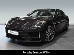 Tiefschwarzmetallic Gebraucht 2024 Porsche Panamera 4 Limousine | 127.882 € (Teuer)