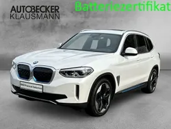 Weiss Gebraucht 2021 BMW iX3 Impressive SUV | 34.955 € (Fairer Preis)