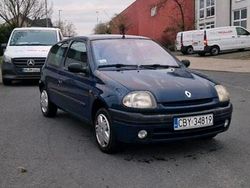 Blau Gebraucht 2000 Renault Clio Coupé | 1.298 €