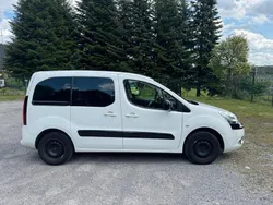Weiß Gebraucht 2013 Citroën Berlingo Van / Kleinbus | 5.900 € (Fairer Preis)