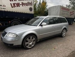 Silber Gebraucht 2004 VW Passat Exclusive Kombi | 650 € (Superpreis)