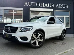 Weiß Gebraucht 2017 Mercedes GLC250 AMG line SUV | 29.850 € (Teuer)