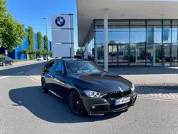 Schwarz Gebraucht 2015 BMW 318 M Sport Kombi | 16.100 € (Fairer Preis)