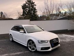 Weiß Gebraucht 2013 Audi A4 S-line plus Kombi | 14.850 € (Etwas zu teuer)
