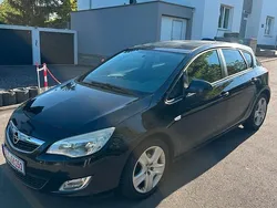 Schwarz Gebraucht 2011 Opel Astra Limousine | 3.499 € (Fairer Preis)