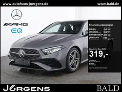 Grau mountain grey metallic Gebraucht 2024 Mercedes A200 AMG Limousine | 33.840 € (Fairer Preis)