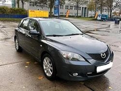 Grau Gebraucht 2007 Mazda 3 Kombi | 5.200 € (Teuer)