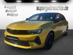 Yellow metallic Gebraucht 2025 Opel Astra Ultimate Limousine | 29.950 € (Fairer Preis)