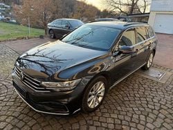 Grau Gebraucht 2020 VW Passat GTE Kombi | 16.999 € (Guter Preis)