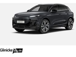 Grau (manhattangrau metallic) Neu 2025 Audi Q6 e-tron Ambiente SUV | 53.795 € (Guter Preis)