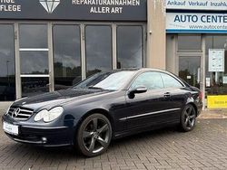 Blau Gebraucht 2004 Mercedes CLK200 Avantgarde Coupé | 3.990 € (Fairer Preis)