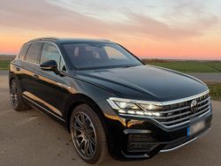 Schwarz Gebraucht 2021 VW Touareg R-line SUV | 49.300 € (Teuer)