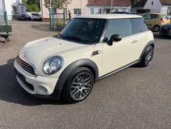 Weiß Gebraucht 2013 Mini ONE Kleinwagen | 6.900 € (Teuer)