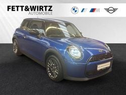 Blazing blue metallic Gebraucht 2025 Mini Cooper Kleinwagen | 24.700 € (Superpreis)
