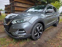 Grau Gebraucht 2018 Nissan Qashqai Tekna+ SUV | 10.499 € (Guter Preis)