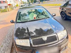 Schwarz Gebraucht 2008 Skoda Fabia Kleinwagen | 2.000 € (Fairer Preis)
