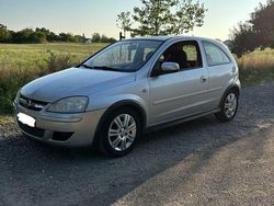 Silber Gebraucht 2006 Opel Corsa Limousine | 2.100 € (Fairer Preis)