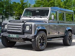 Grau Gebraucht 2006 Land Rover Defender SUV | 48.888 € (Teuer)