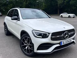 Weiß Gebraucht 2021 Mercedes GLC220 AMG SUV | 42.900 € (Teuer)