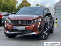 Braun Gebraucht 2023 Peugeot 5008 GTi Van / Kleinbus | 29.890 € (Fairer Preis)